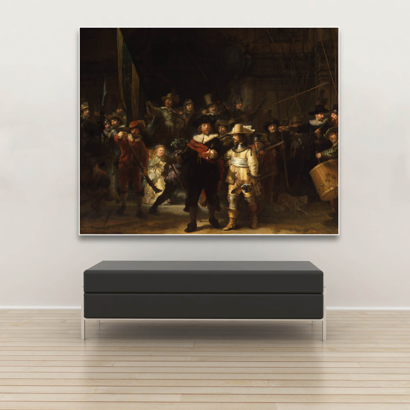 Akustikwandbild mit Männergruppe in historischen Gewändern im weißen Rahmen über Sitzbank.
